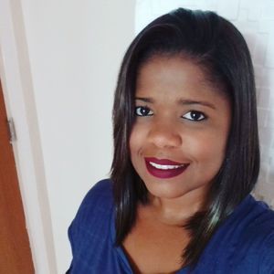 Meet your Posher, Camila